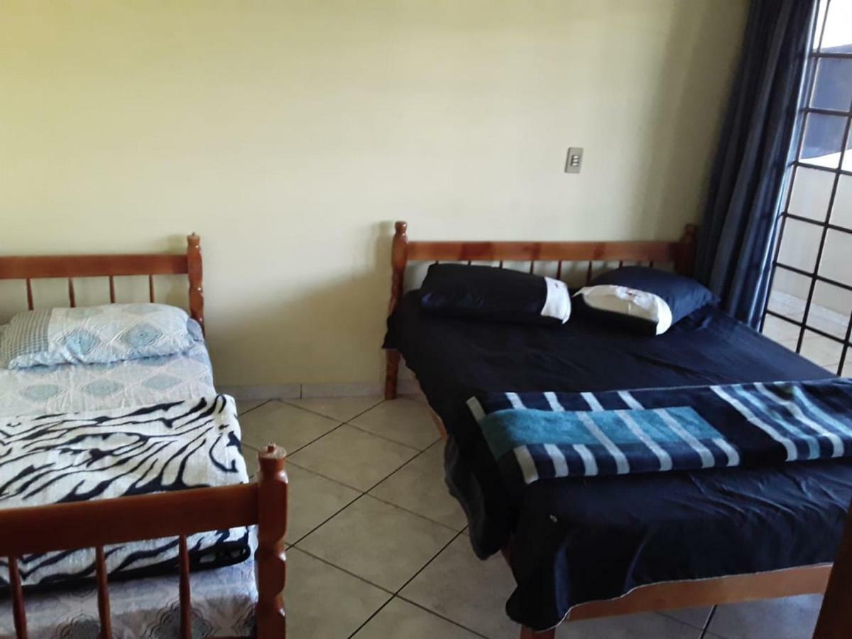 Hostel Pousada Consulado Ponta Grossa  Esterno foto